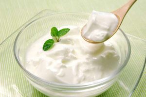 Sữa chua giúp điều trị bệnh gút chua-benh-gout-bang-sua-chua